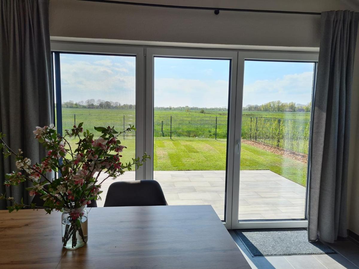 Watt'N Blick - Hundefreundliches Ferienhaus Mit Ausblick Ueber Die Wiesen Bis Zum Deich Schweiburg Bagian luar foto